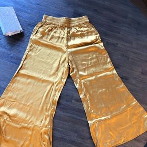 Yellow gold Capri bell bottoms